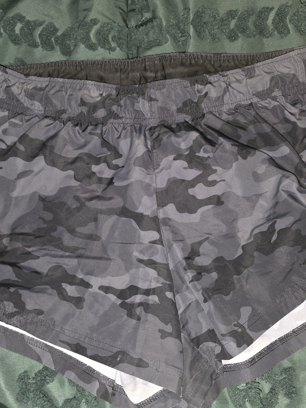 Athletic Works Women's Gray Camo Athletic Shorts